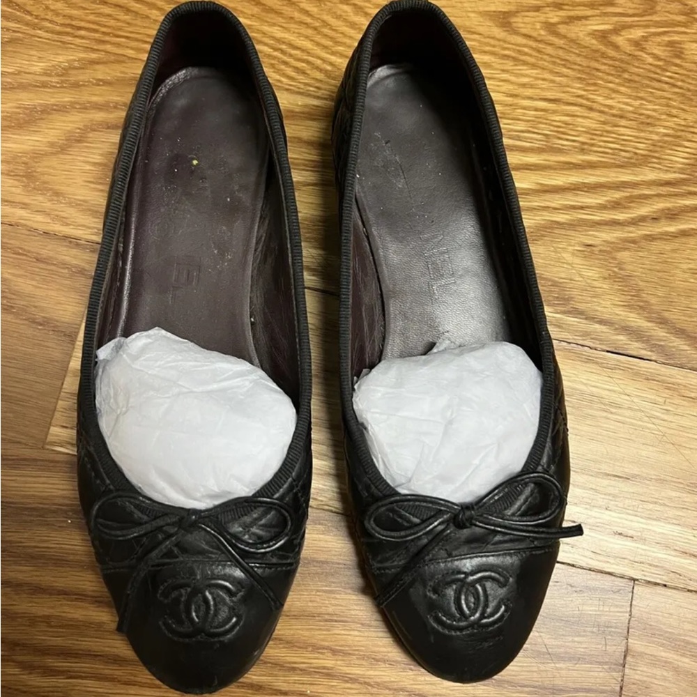 Chanel CC Quilted Flats